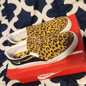 Nike Women’s Court Legacy SLP Shoe Black White Wheat